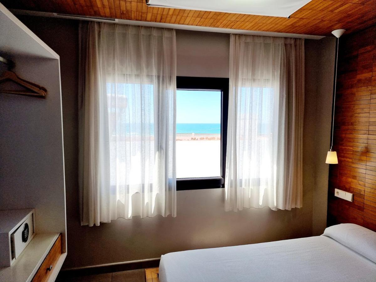 Apartamentos El Arrecife Кониль-де-ла-Фронтера Экстерьер фото